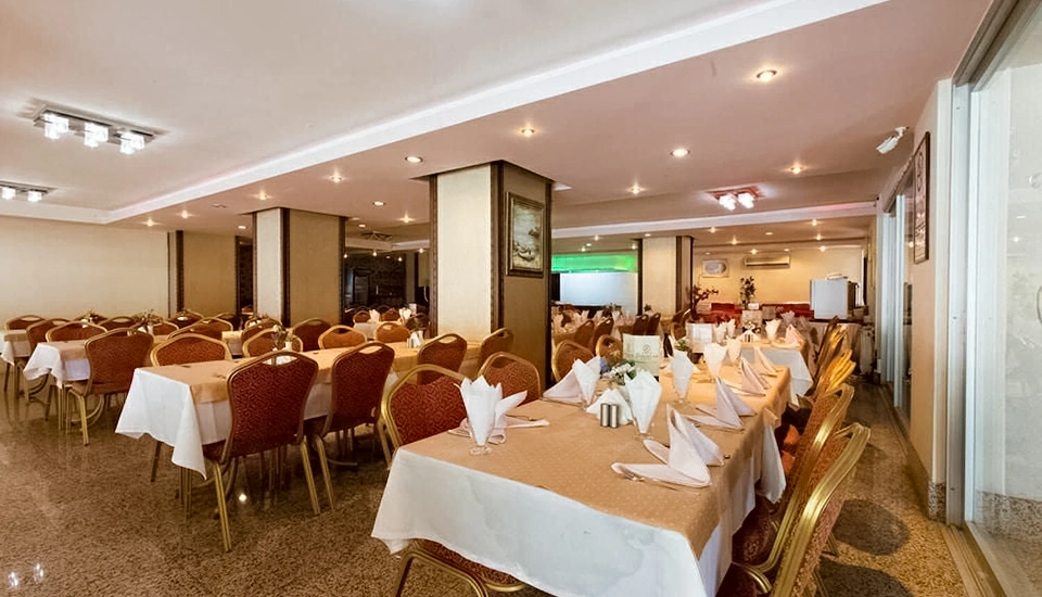 هتل دوکان دلوکس کوش آداسی